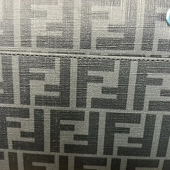 Fendi ROMA clutch pouch 🩶 New Without Tags - Picture 8 of 10